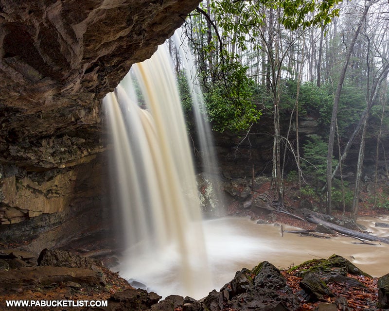 A side view of Cucumber Falls after heavy rain.