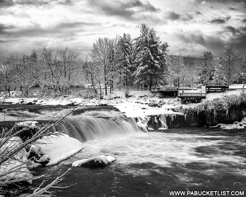 A black and white view of Ohiopyle Falls in the winter.