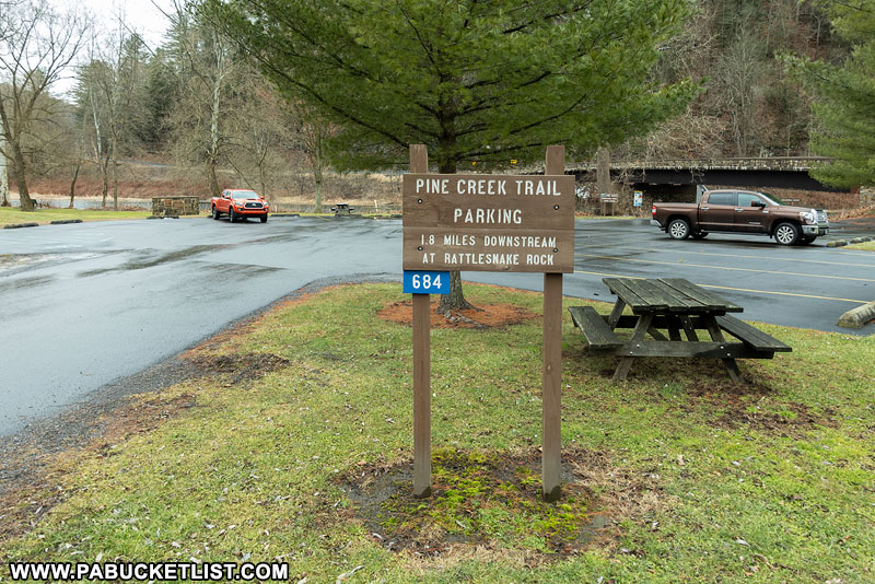 Parking lot for Bohen Trail hike.
