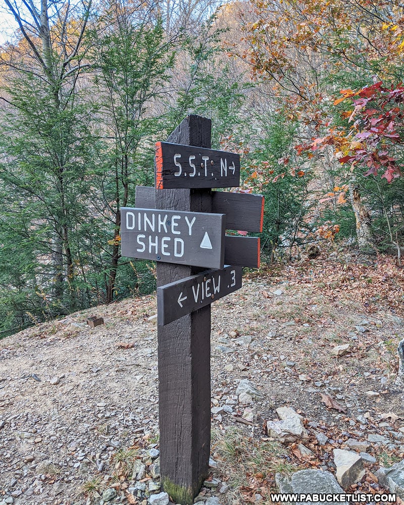 Sign post at the top of the 1000 Steps near Mount Union.
