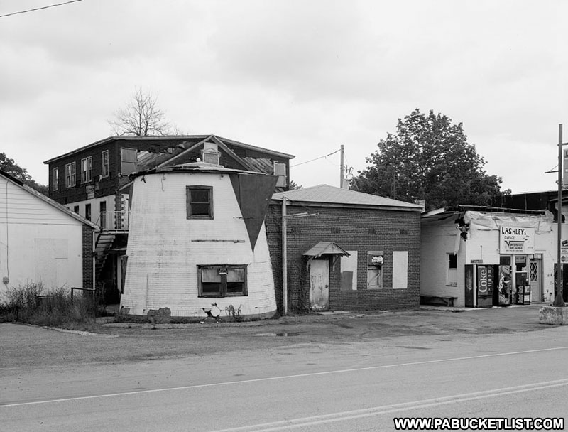 The Bedford Coffee Pot in a state of disrepair before being relocated.