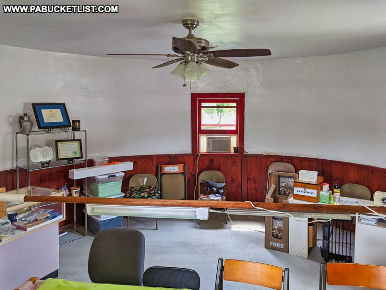 Exploring the Bedford Coffee Pot along the Lincoln Highway