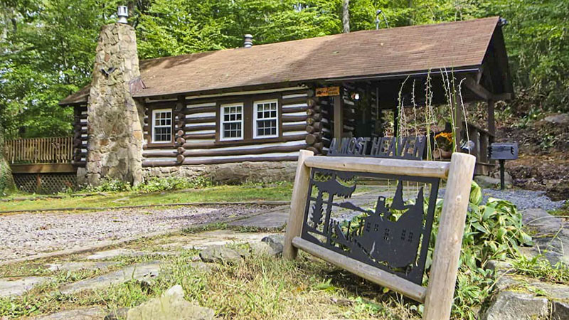 Vacation rental cabin in the Laurel Highlands of Pennsylvania.