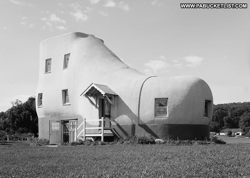The Haines Shoe House along the Lincoln Highway in Pennsylvania.