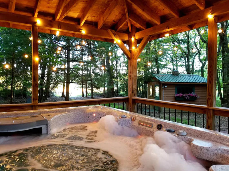 Hot tub at the Honey Bear Cabin in Jim Thorpe.