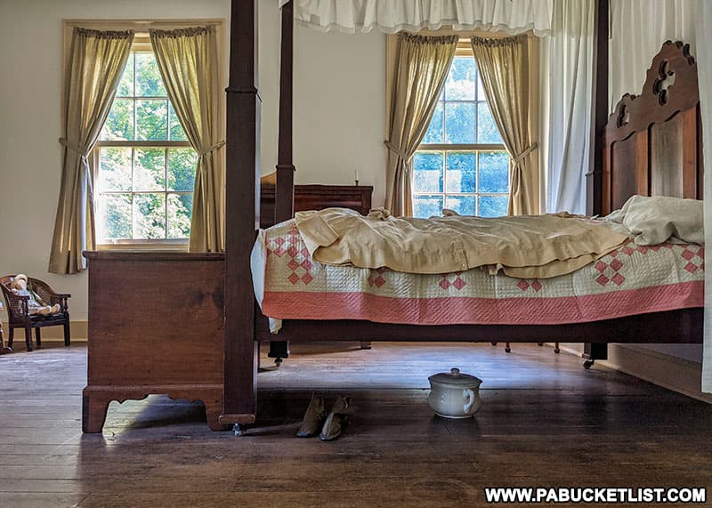 Bedroom, complete with "chamber pot", on the second floor of the Mount Washington Tavern.