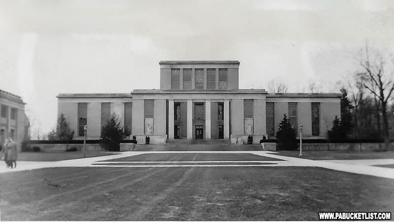 Pattee Library at Penn State in the 1940s.