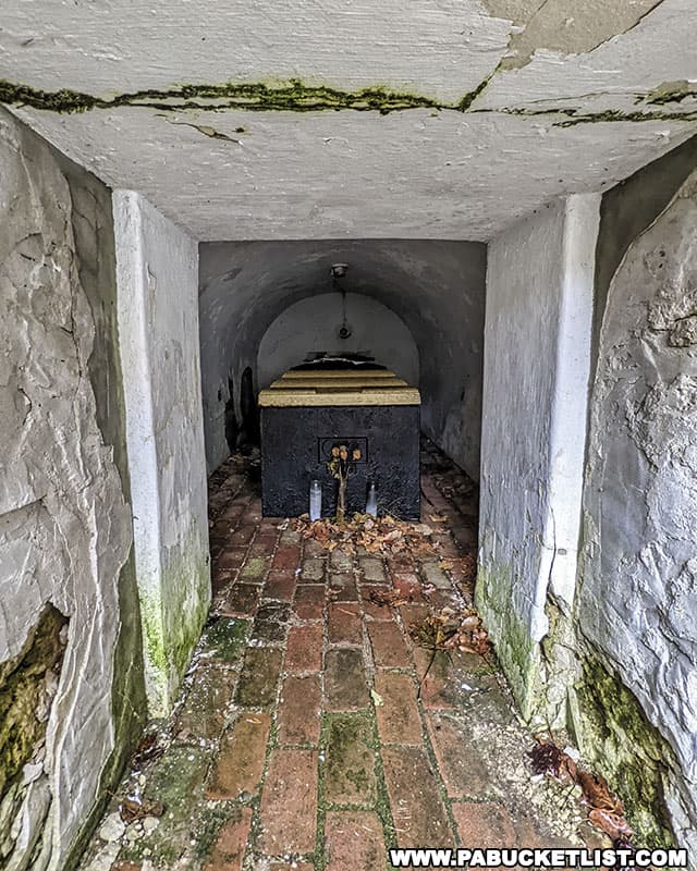 The low passageway leading to Prince Gallitzin's crypt.