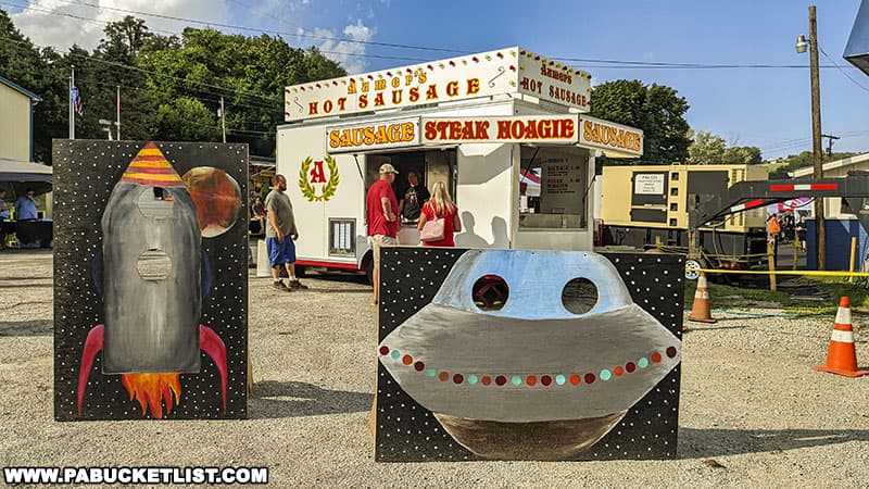 The Kecksburg UFO Festival features a large number of food vendors featuring all sorts of carnival and fair foods.