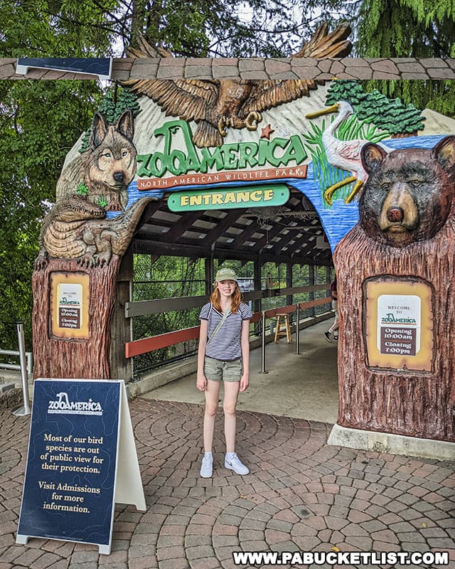 Entrance to Zoo America from Hersheypark.