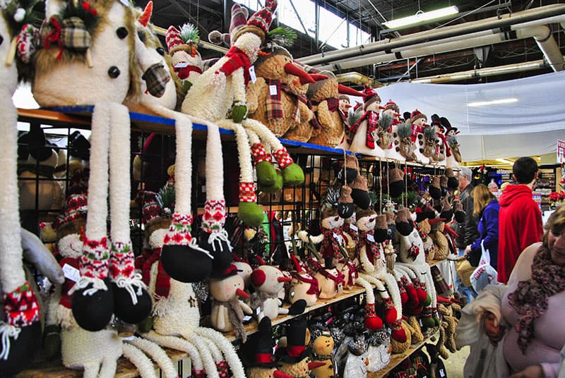 The Pennsylvania Christmas and Gift Show is great for people who are are shopping for gifts, looking for holiday ideas, or simply want to enjoy some Christmas-themed fun.