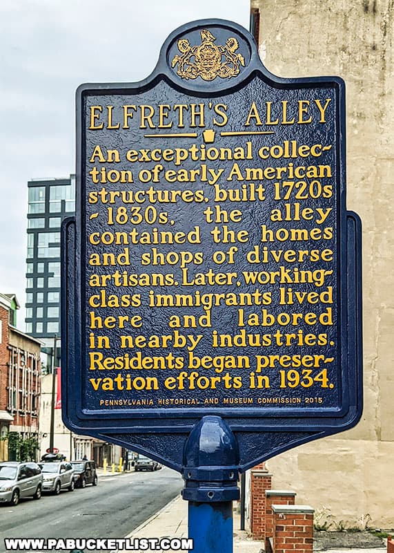 Elfreth's Alley historical marker.