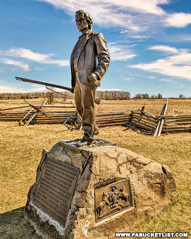 The John Burns monument on the Gettysburg battlefield emmulates the Minuteman statue in Lexington Massachusetts.