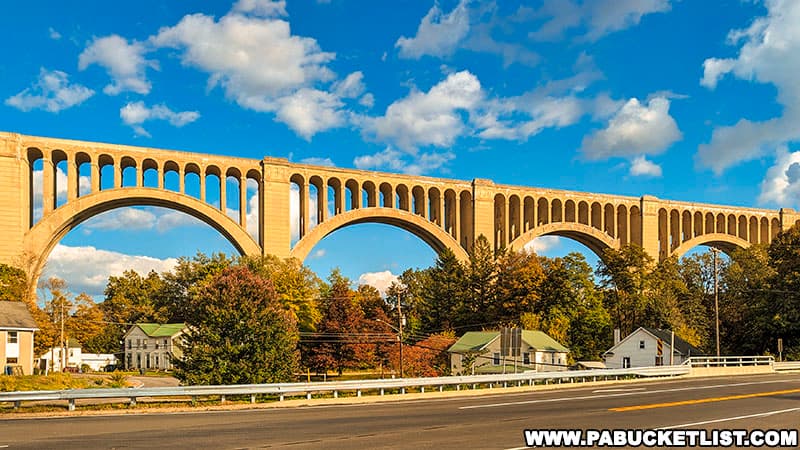 The Tunkhannock Viaduct was constructed using over 1140 tons of steel and 167,000 cubic yards of concrete.